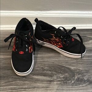 Heelys Sneakers with Flame Design